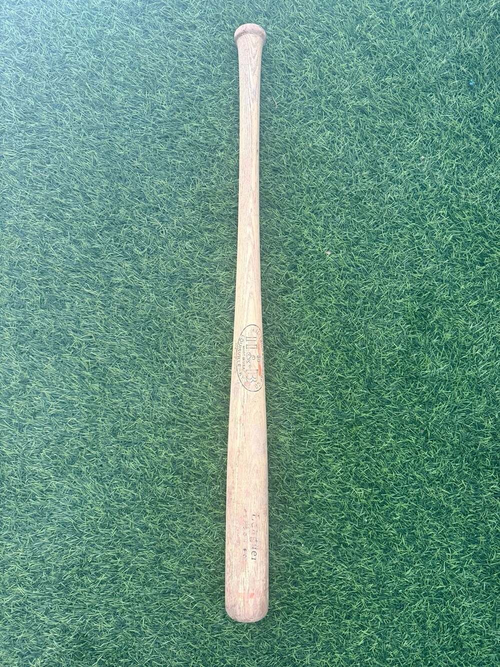 Hillerich & Bradsby Louisville Slugger League Baseball Bat Wood